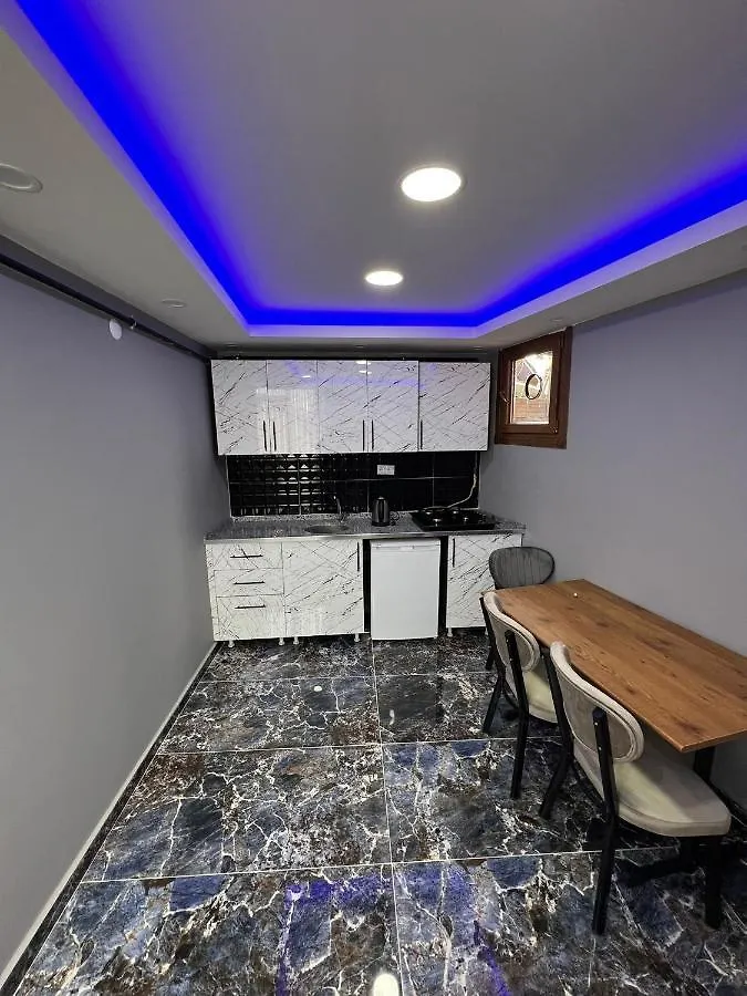 Pequena Casa Apart Istanbul