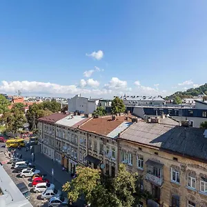 https://cehov-1.hotelslviv.net
